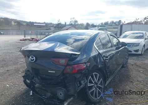 2021 Mazda Mazda3 2.5 S from USA, damaged, VIN JM1BPAAL6M1313587